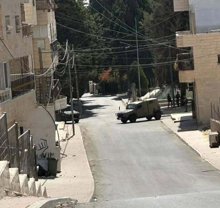 مستعمرون يسرقون المياه من بلدتي مادما وعصيرة القبيلة جنوب نابلس و قوات الاحتلال تغلق منطقة برك سليمان جنوب بيت لحم