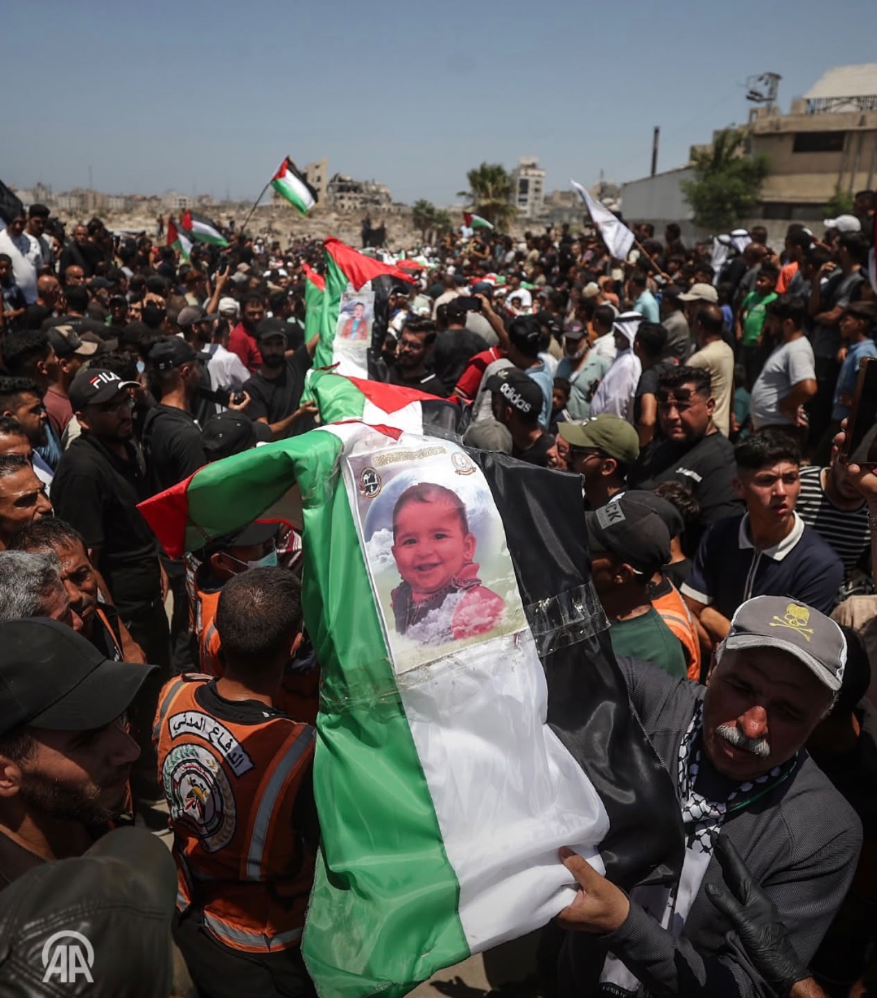تفاصيل عن مجزرة عائلة الحساينة في حي الصبرة في غزة