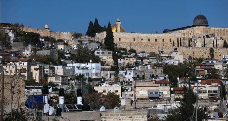 الكشف عن مخطط لإقامة فندق في سلوان وتحذير من ارتباطه بالتوسع الاستعماري